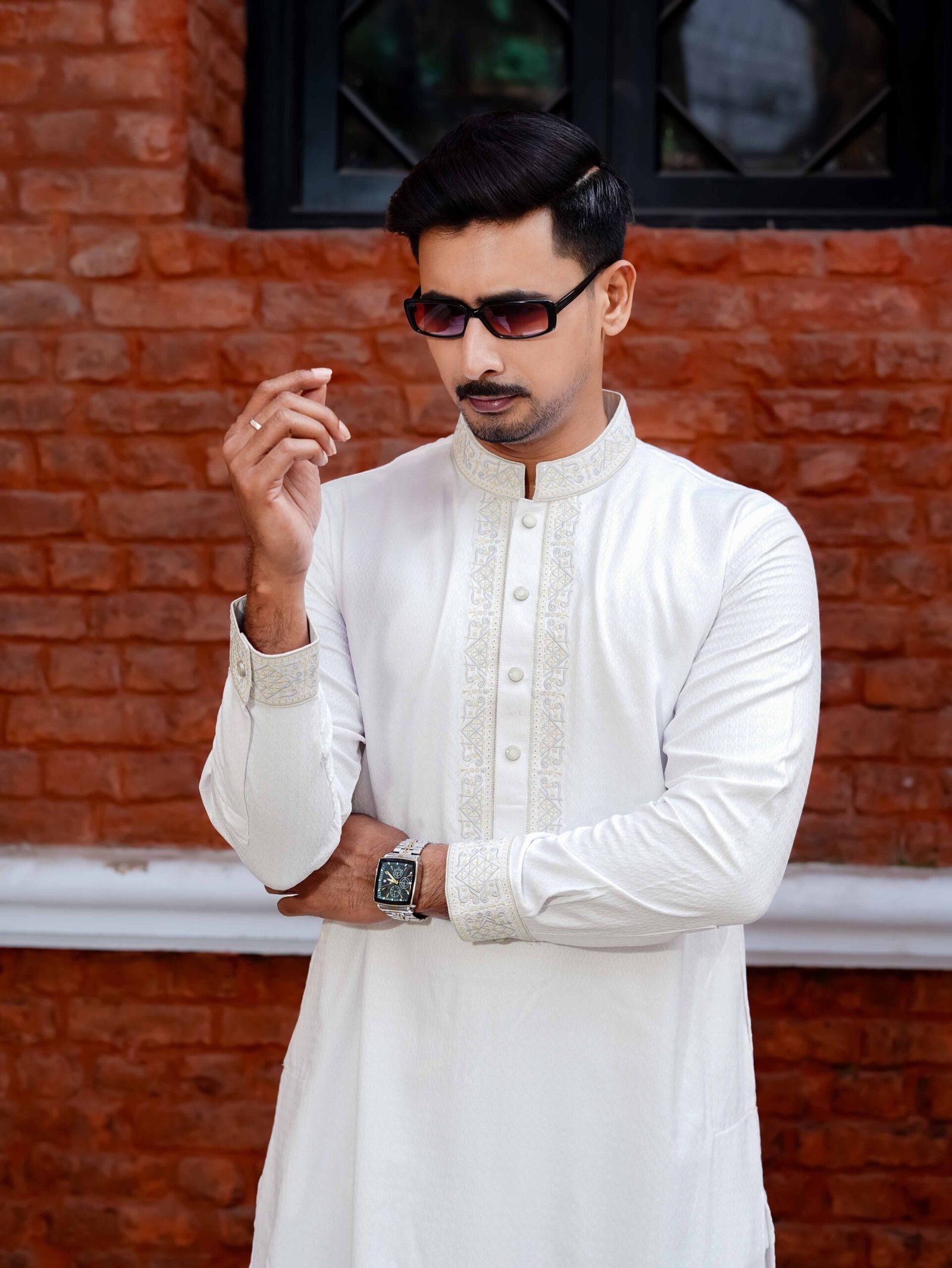 CTEX-WHITE-HALF-scaled-1.jpg